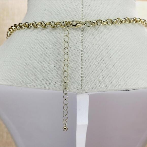 Lime Green Gold Tone Faceted Marquise Statement Necklace - Picture 3 of 3